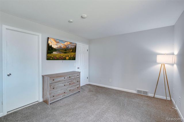 42481 Lilley Pointe Drive, Canton, MI 48187