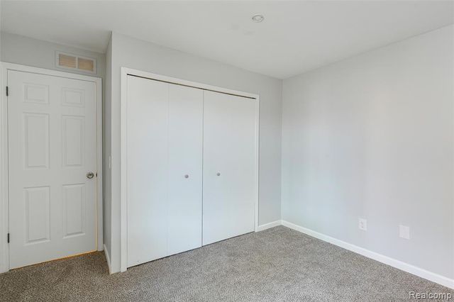 42481 Lilley Pointe Drive, Canton, MI 48187