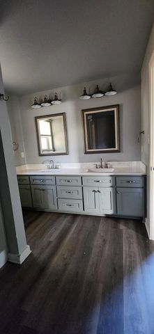 2235 N Pacific Street, Mineola, TX 75773