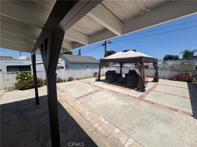 10822 Colima, Whittier, CA 90604