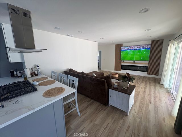 10822 Colima, Whittier, CA 90604