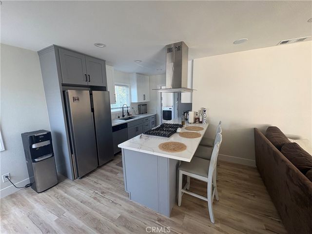 10822 Colima, Whittier, CA 90604