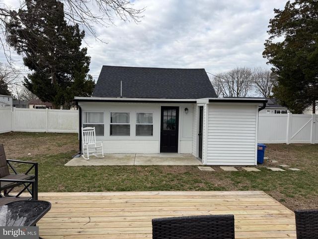 25 MATTHEWS AVE, Villas, NJ 08251
