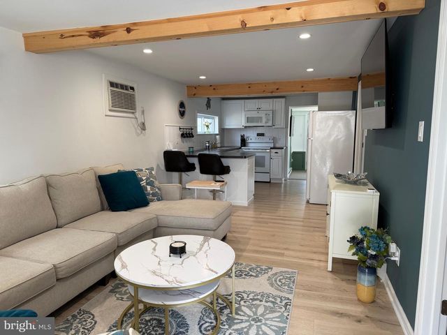 25 MATTHEWS AVE, Villas, NJ 08251