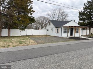 25 MATTHEWS AVE, Villas, NJ 08251