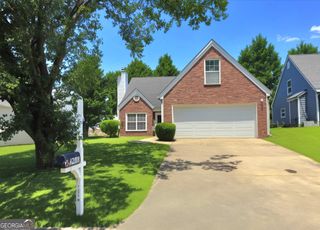 8208 Wynfield Drive, Jonesboro, GA 30238