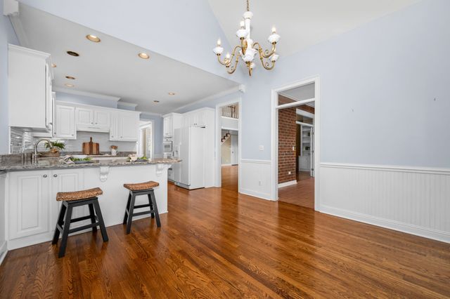 2814 Saint Johns Dr, Murfreesboro, TN 37129