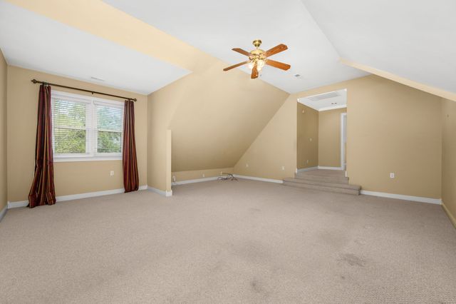 2814 Saint Johns Dr, Murfreesboro, TN 37129