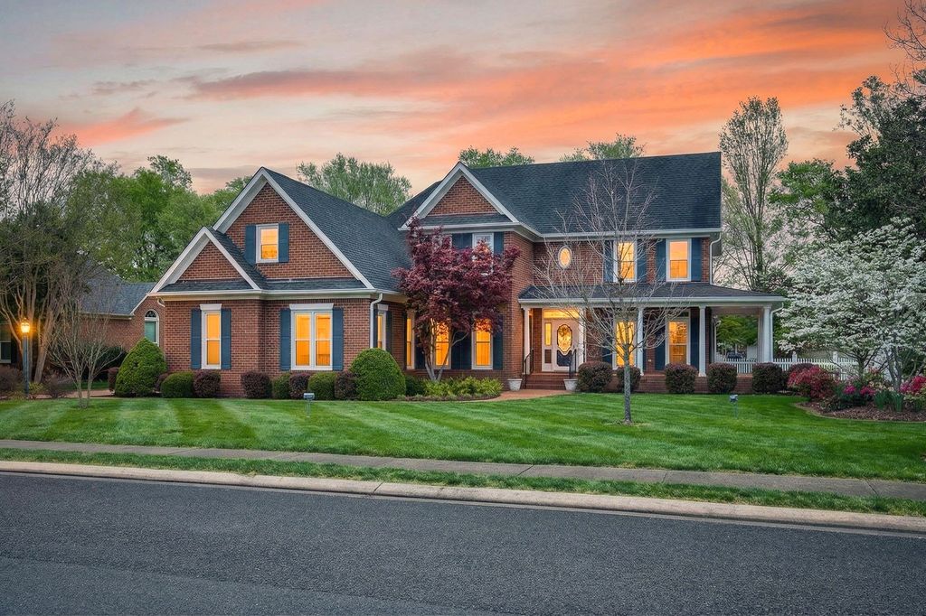 2814 Saint Johns Dr, Murfreesboro, TN 37129