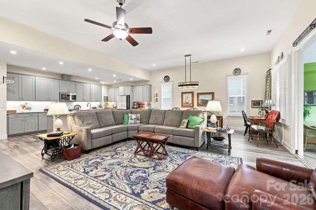7106 Overjoyed Crossing, Charlotte, NC 28215