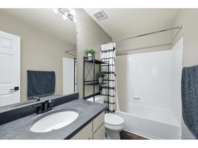 321 Las Lomas St, Brighton, CO 80601