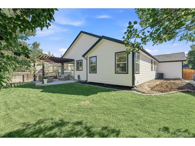321 Las Lomas St, Brighton, CO 80601