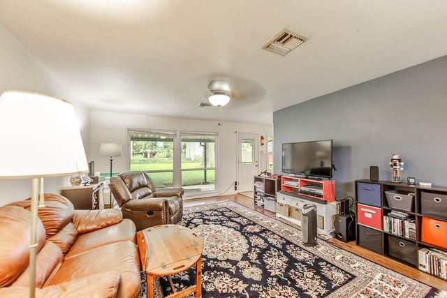 415 Camellia Dr, Thibodaux, LA 70301