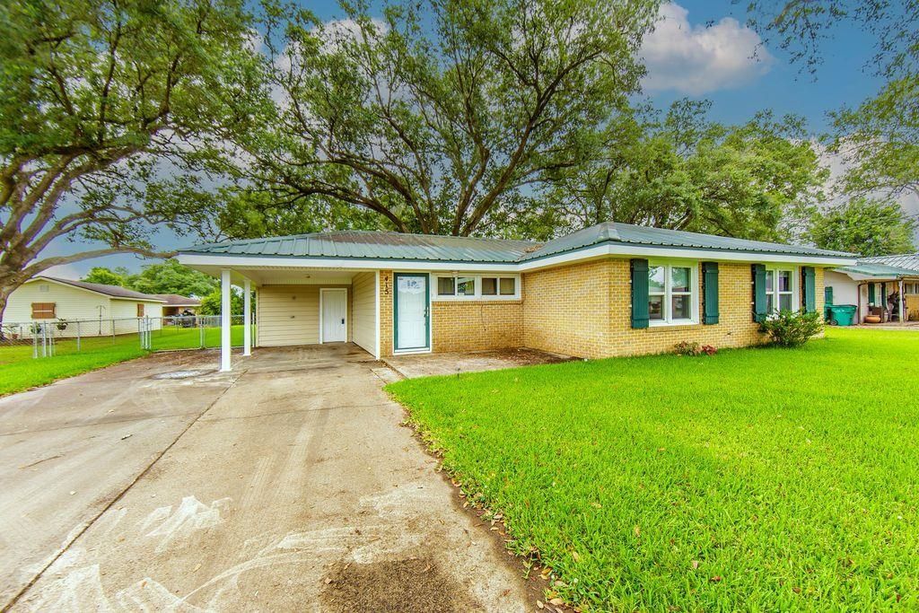 415 Camellia Dr, Thibodaux, LA 70301