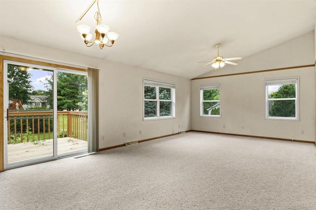 544 Berwick Drive, Sun Prairie, WI 53590