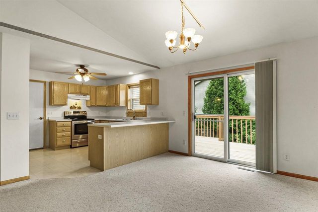 544 Berwick Drive, Sun Prairie, WI 53590