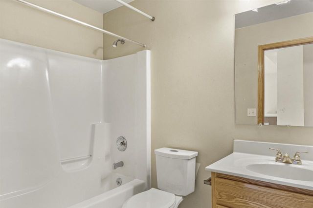 544 Berwick Drive, Sun Prairie, WI 53590