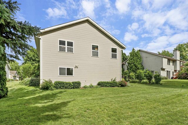 544 Berwick Drive, Sun Prairie, WI 53590