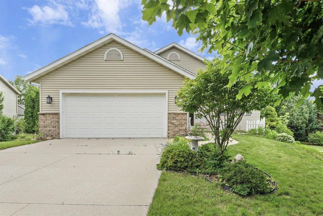 544 Berwick Drive, Sun Prairie, WI 53590