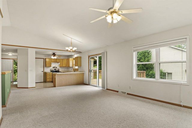 544 Berwick Drive, Sun Prairie, WI 53590