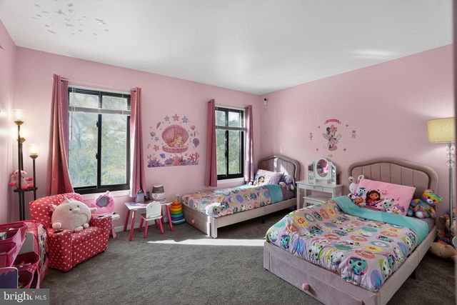 1021 SAGE RD, West Chester, PA 19382