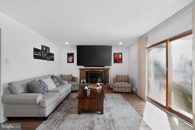 1021 SAGE RD, West Chester, PA 19382