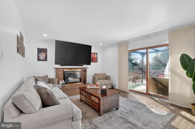 1021 SAGE RD, West Chester, PA 19382