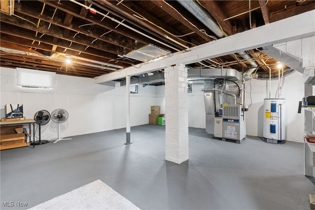 360 Woodside Avenue NE, North Canton, OH 44720