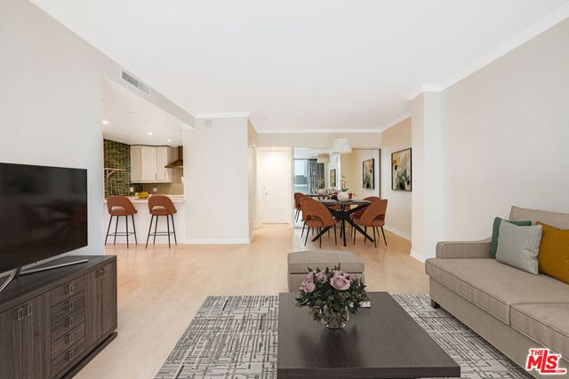 10433 Wilshire Boulevard 405, Los Angeles, CA 90024