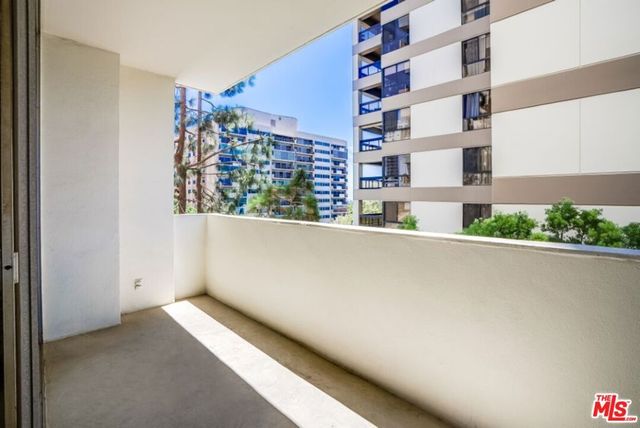 10433 Wilshire Boulevard 405, Los Angeles, CA 90024