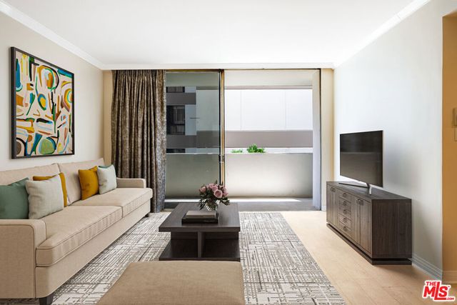 10433 Wilshire Boulevard 405, Los Angeles, CA 90024