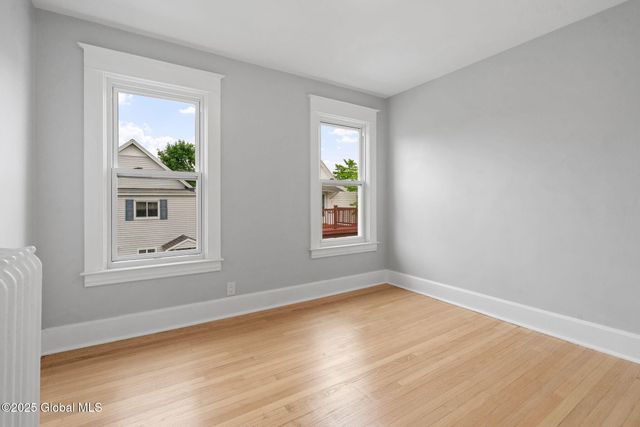 130 N 4th Avenue, Mechanicville, NY 12118