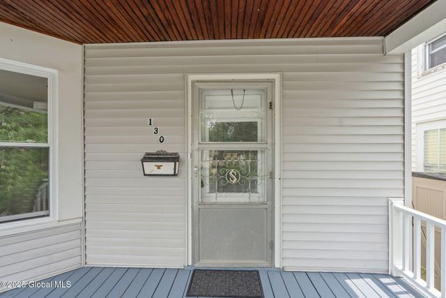 130 N 4th Avenue, Mechanicville, NY 12118