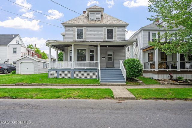 130 N 4th Avenue, Mechanicville, NY 12118
