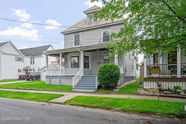130 N 4th Avenue, Mechanicville, NY 12118