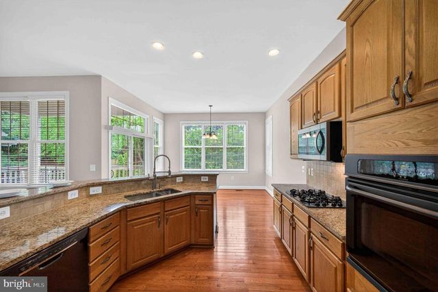 5416 ZOYSIA CT, Haymarket, VA 20169