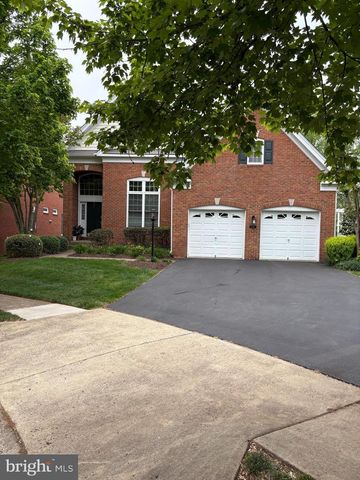 5416 ZOYSIA CT, Haymarket, VA 20169