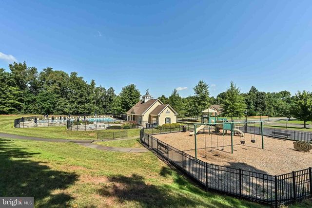 5416 ZOYSIA CT, Haymarket, VA 20169
