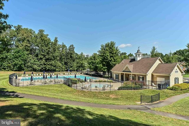 5416 ZOYSIA CT, Haymarket, VA 20169