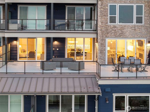 4961 Main St #503, Tacoma, WA 98407