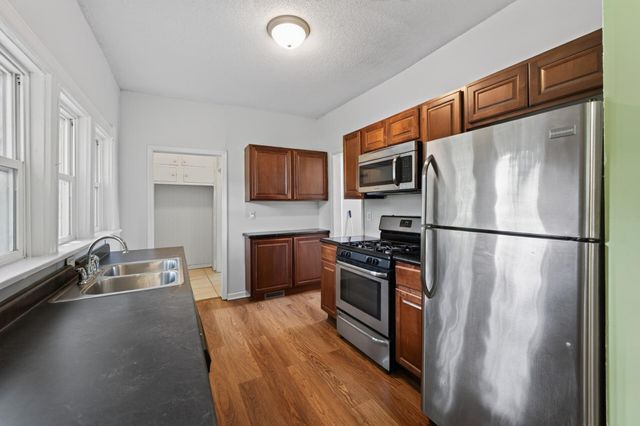663 Smith Avenue S, Saint Paul, MN 55107