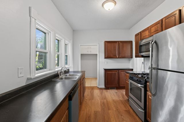 663 Smith Avenue S, Saint Paul, MN 55107