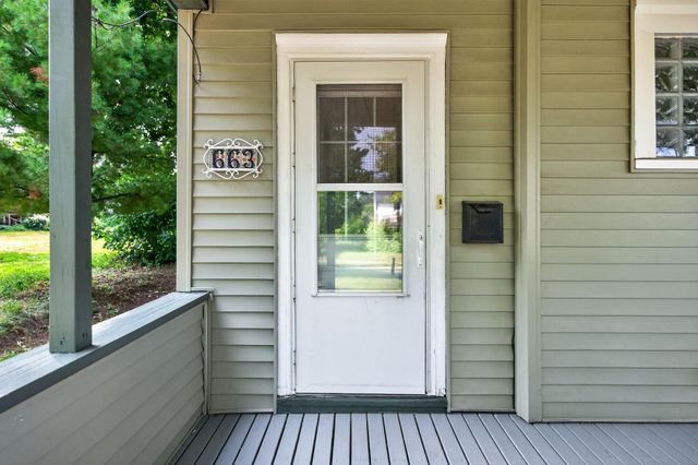 663 Smith Avenue S, Saint Paul, MN 55107