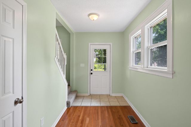 663 Smith Avenue S, Saint Paul, MN 55107