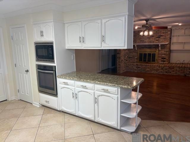 1383 Queen Cathy Dr, Baton Rouge, LA 70816