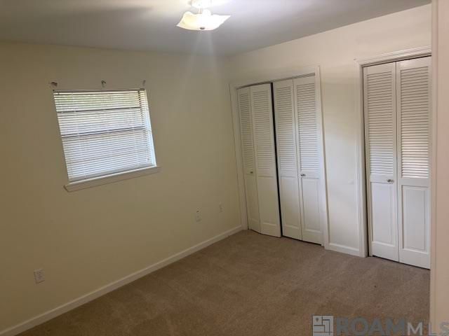 1383 Queen Cathy Dr, Baton Rouge, LA 70816