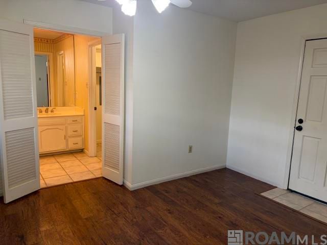1383 Queen Cathy Dr, Baton Rouge, LA 70816