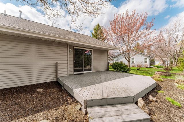 10500 S Jessica DRIVE, Oak Creek, WI 53154