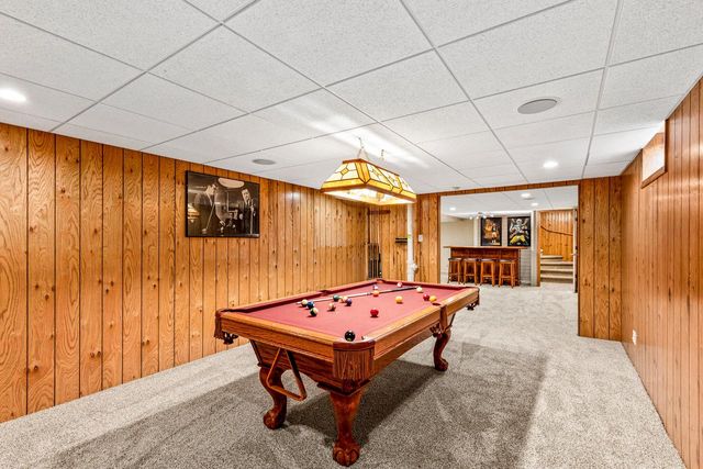 10500 S Jessica DRIVE, Oak Creek, WI 53154