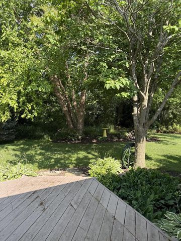 10500 S Jessica DRIVE, Oak Creek, WI 53154